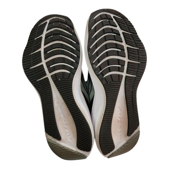 Nike Air Zoom Winflo 7 Men's Size 8.5  Running Shoes Gray Black White CJ0291-003 - Picture 10 of 11
